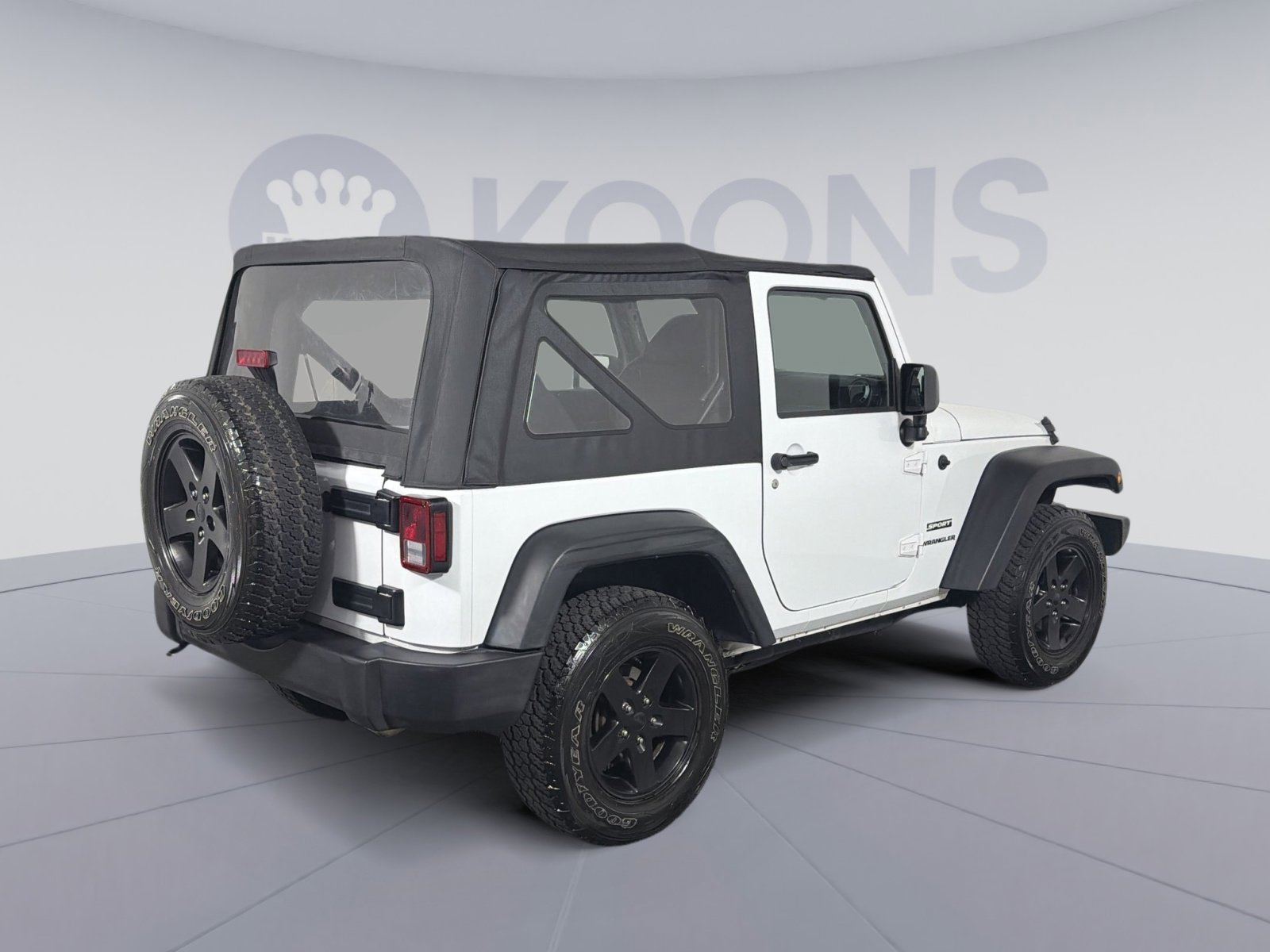 Used 2016 Jeep Wrangler Sport w/ Connectivity Group image 7