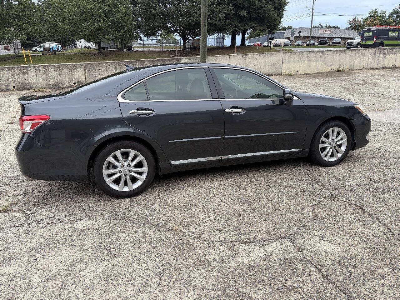 Used 2011 Lexus ES 350 FWD image 10