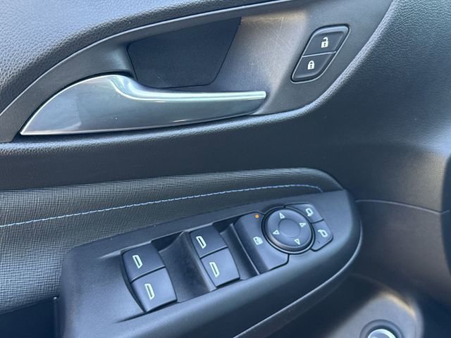 Used 2025 Buick Envista Sport Touring w/ Convenience I Package image 16