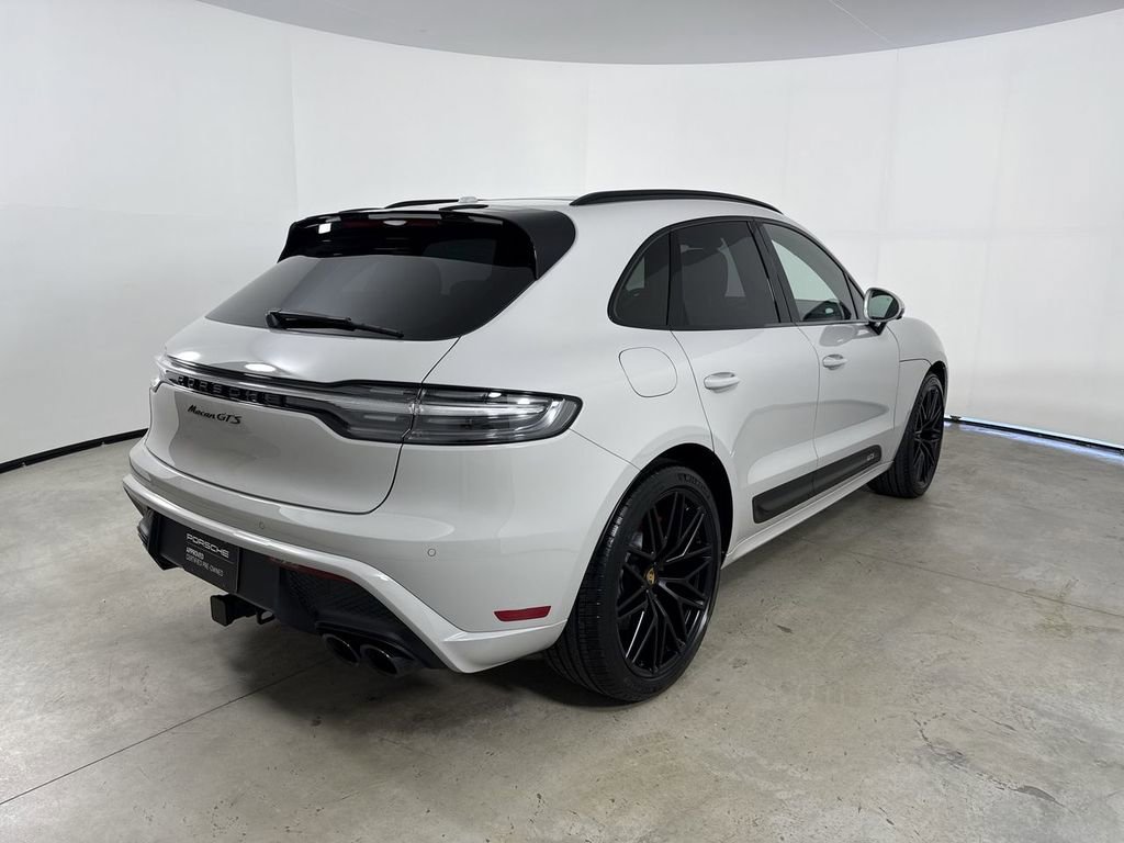 Certified 2025 Porsche Macan GTS AWD/4WD image 7