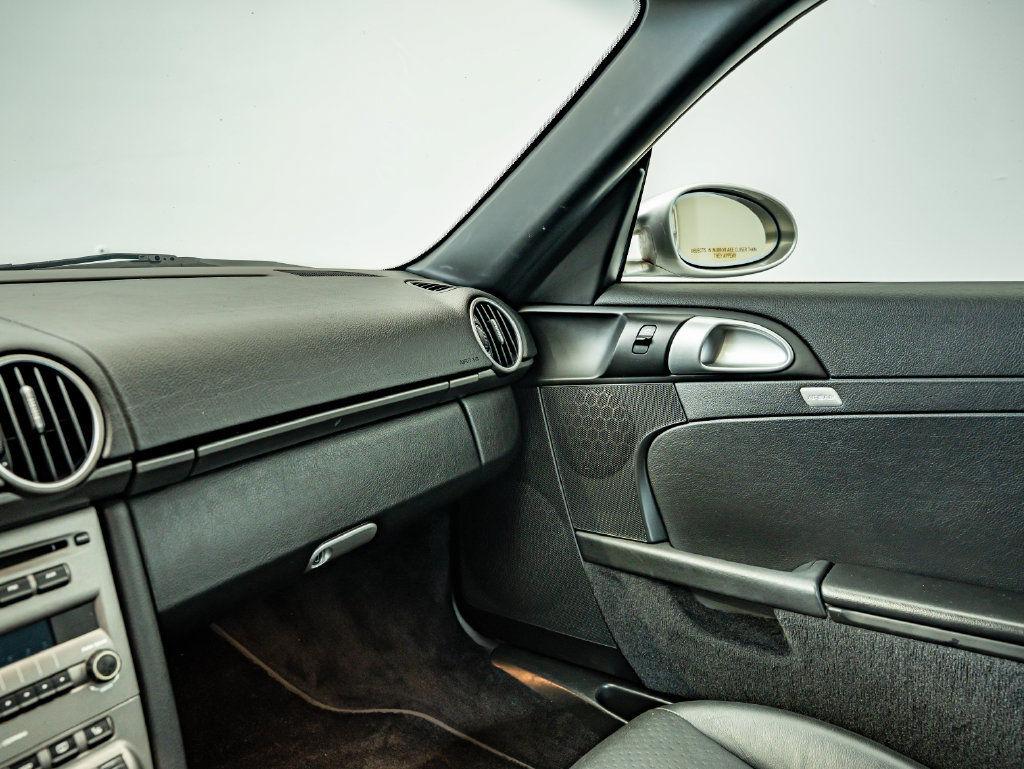 Used 2007 Porsche Cayman RWD image 36