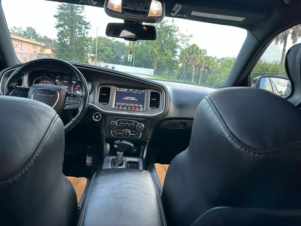 Used 2022 Dodge Charger Scat Pack RWD image 13