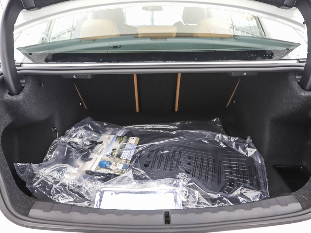 New 2026 BMW 330i xDrive Sedan w/ Premium Package image 24