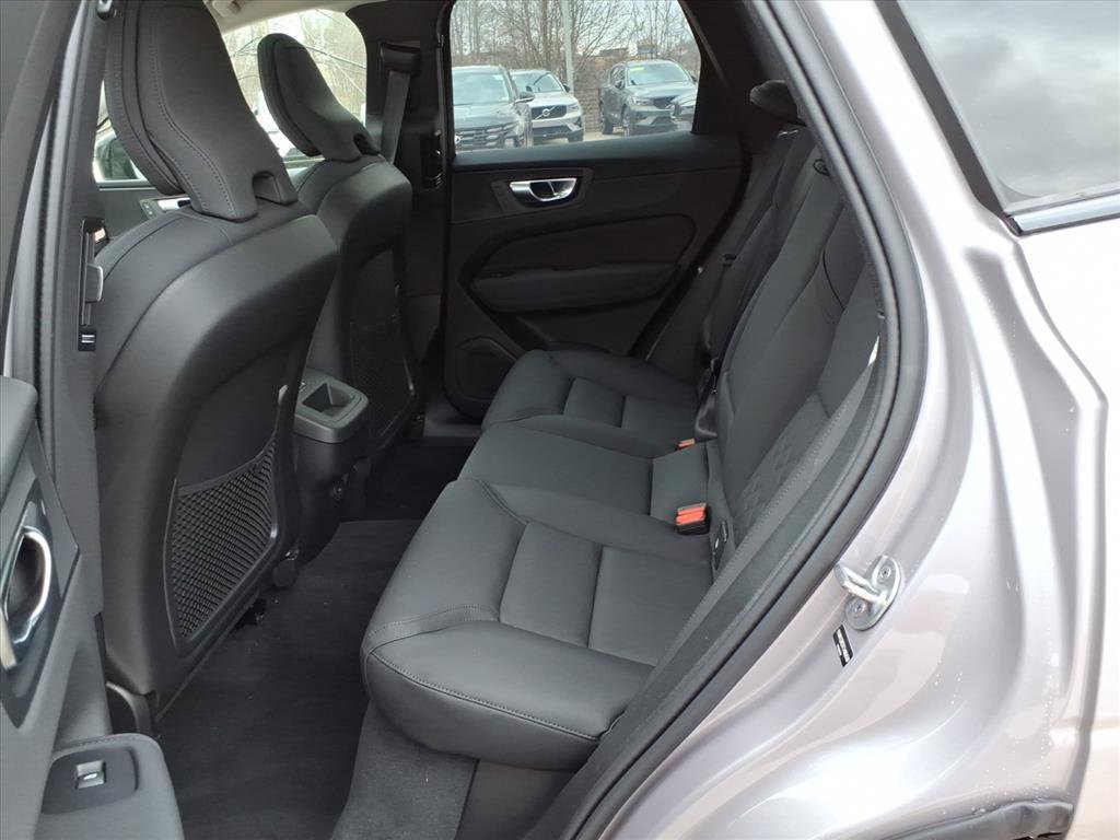 Certified 2026 Volvo XC60 B5 Plus w/ Climate Package AWD/4WD image 12
