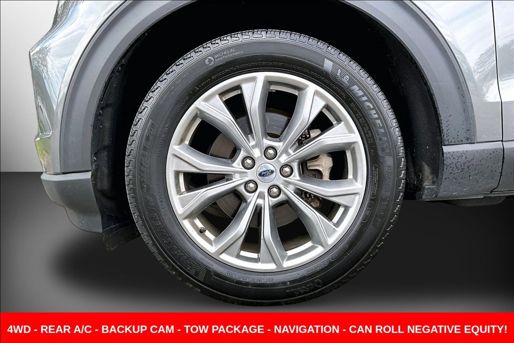 Used 2023 Ford Explorer XLT w/ Equipment Group 202A AWD/4WD image 33