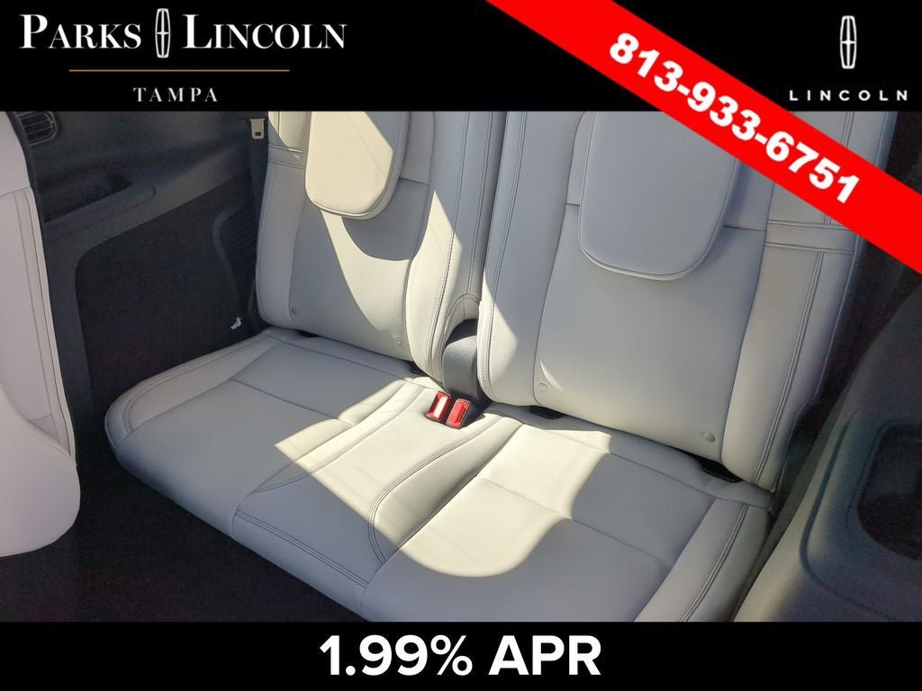 Used 2026 Lincoln Aviator Reserve w/ Luxury Package RWD image 16