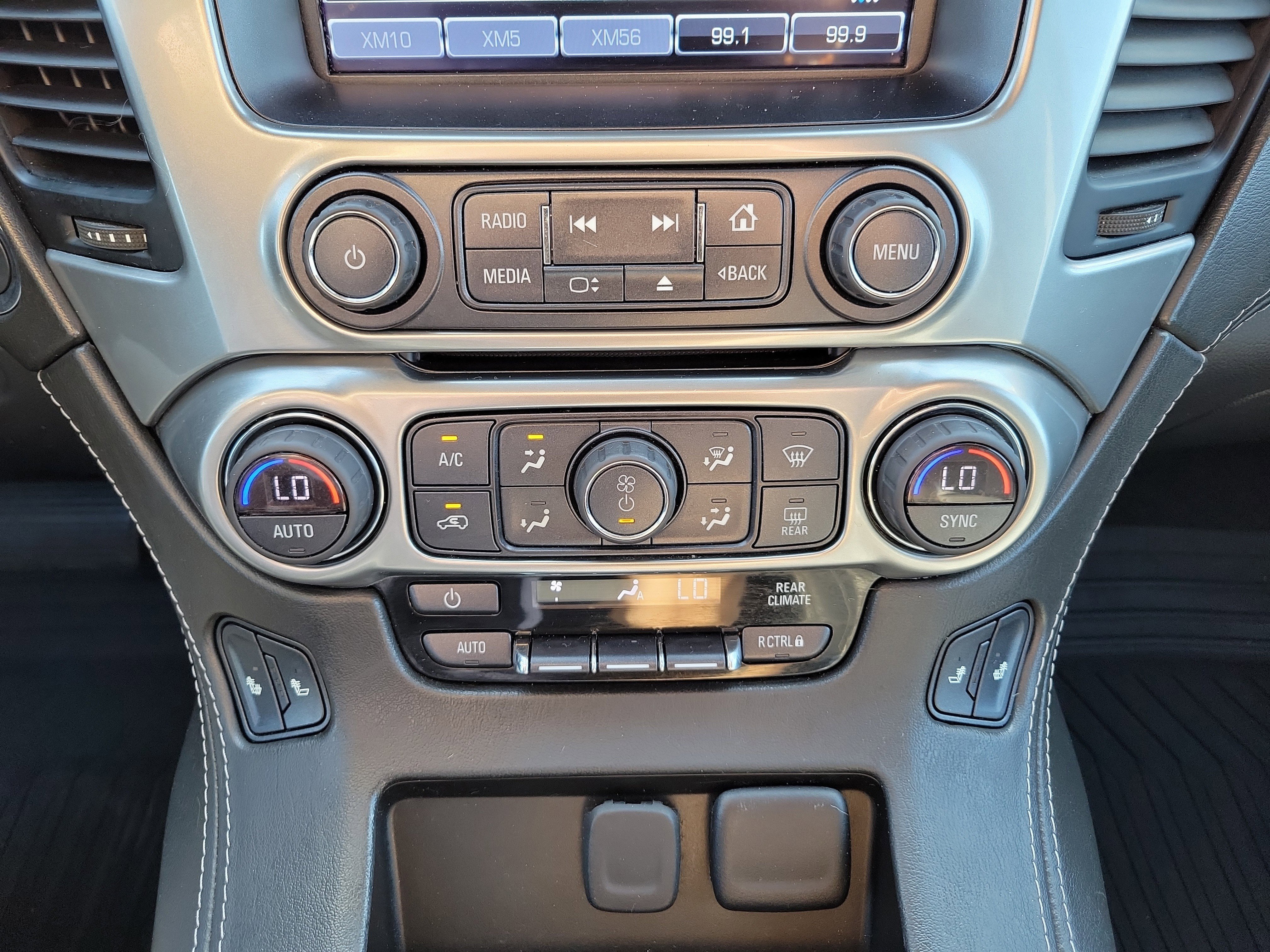 Used 2020 Chevrolet Tahoe LT AWD/4WD image 38