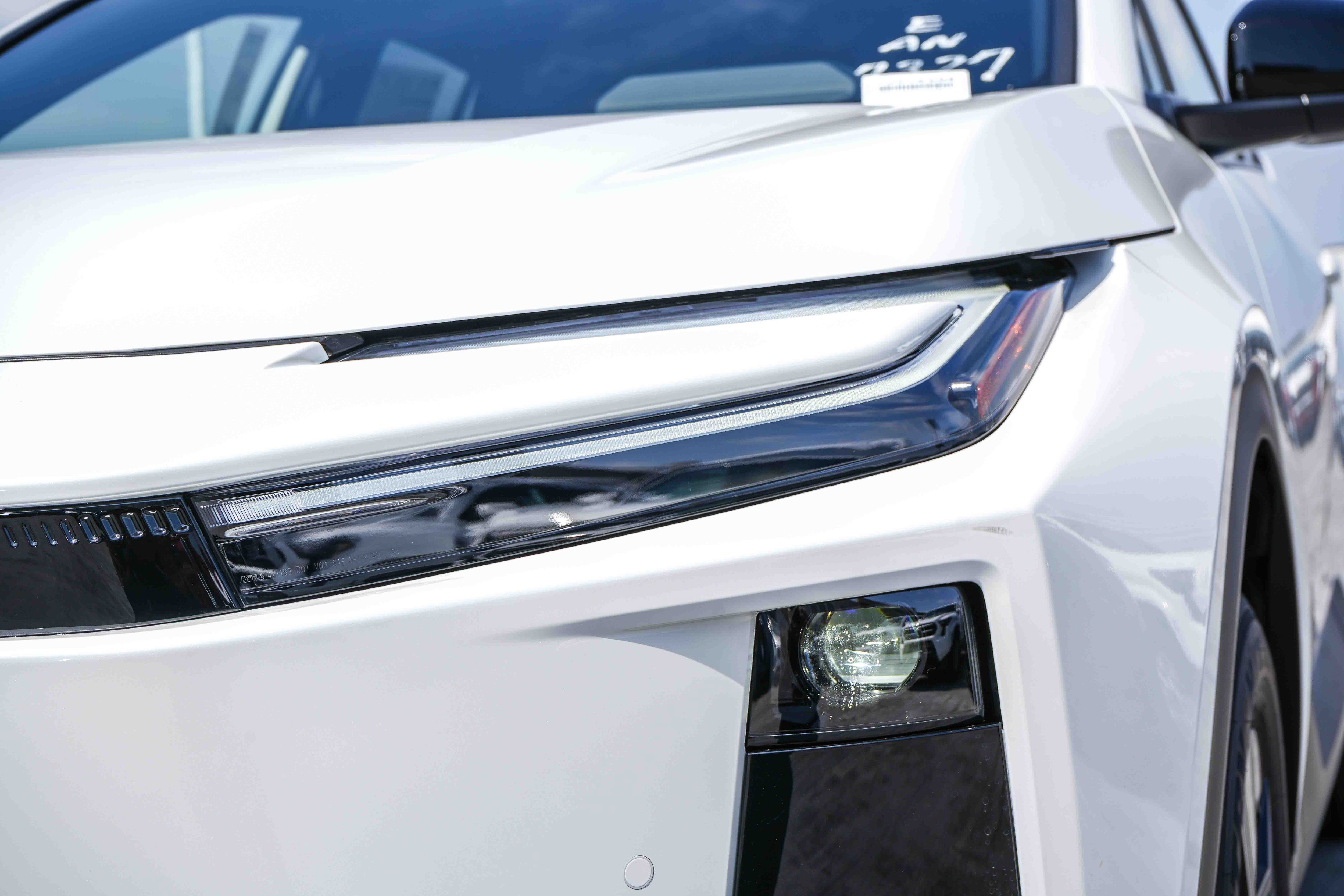 New 2026 Toyota C-HR AWD/4WD image 5