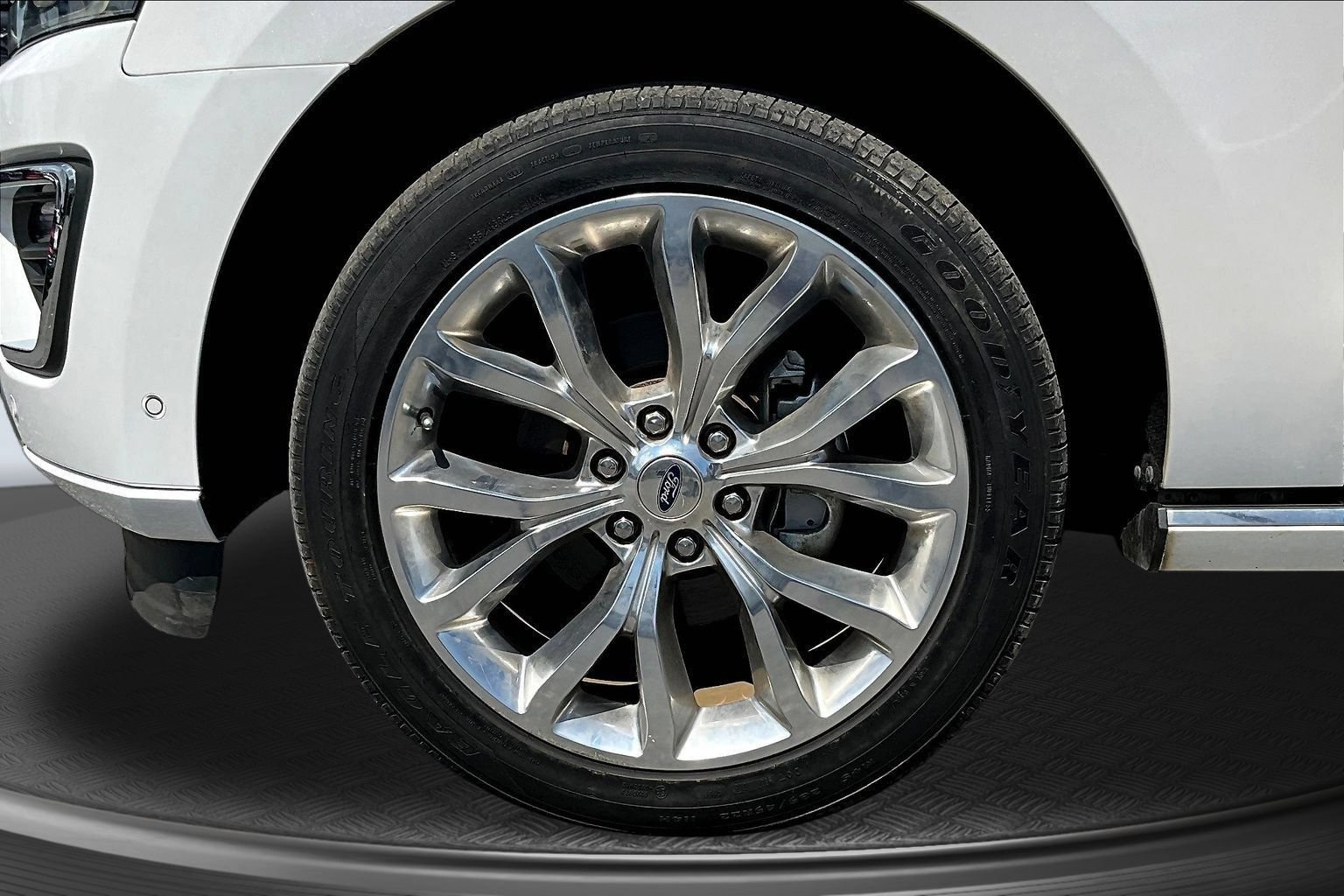 Used 2018 Ford Expedition Platinum AWD/4WD image 31