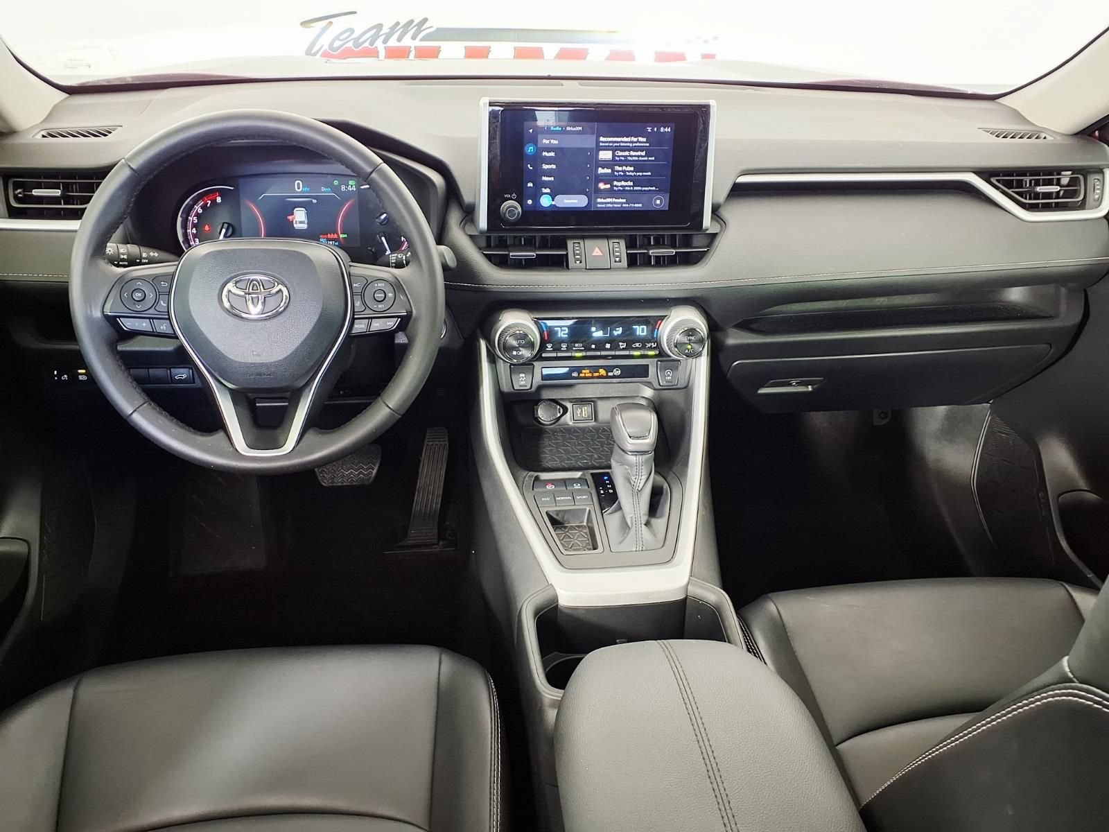 Used 2023 Toyota RAV4 XLE Premium FWD image 11