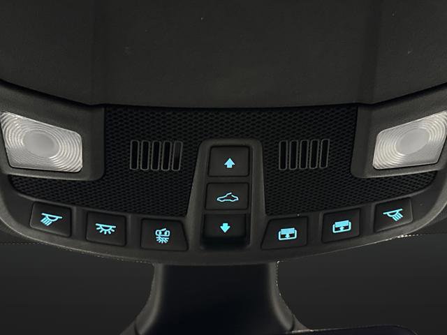 Used 2022 Ford Edge ST-Line image 26