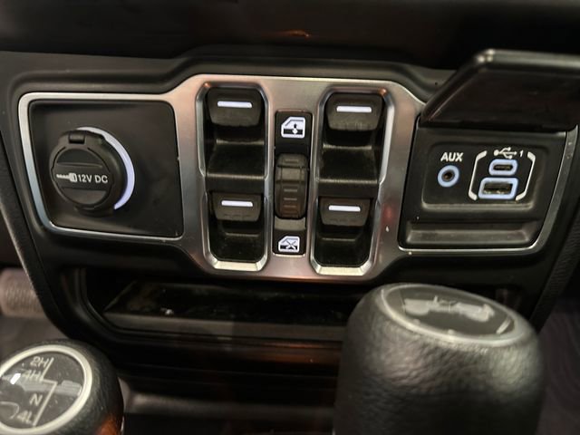 Used 2021 Jeep Wrangler Unlimited Sport image 31