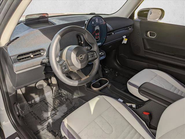 Certified 2025 MINI Cooper S image 10