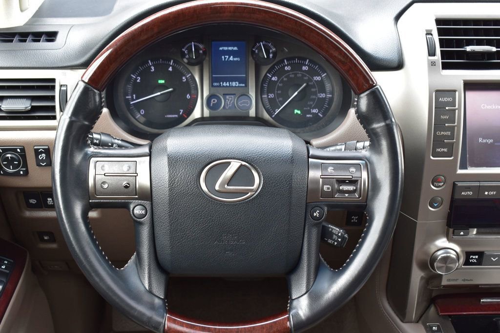 Used 2015 Lexus GX 460 w/ Premium Package image 38