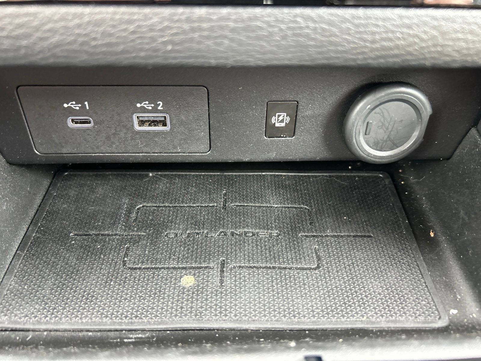 Used 2024 Mitsubishi Outlander SE FWD image 33