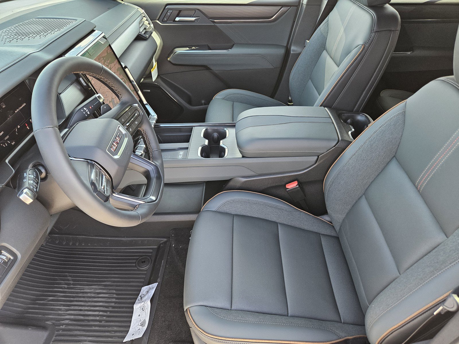 New 2027 GMC Acadia AT4 w/ Luxury Package AWD/4WD image 9