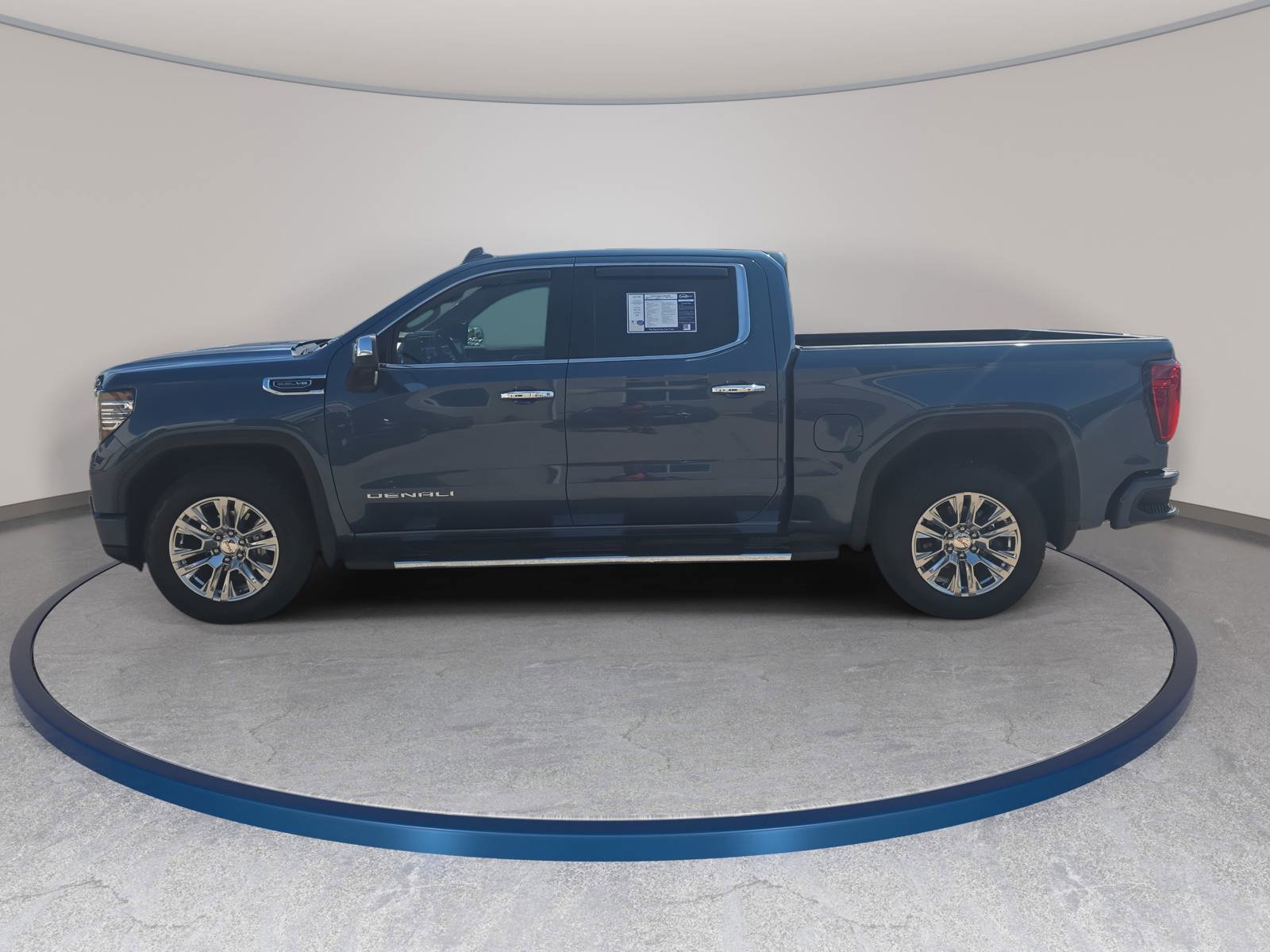 Used 2025 GMC Sierra 1500 Denali w/ Technology Package image 8