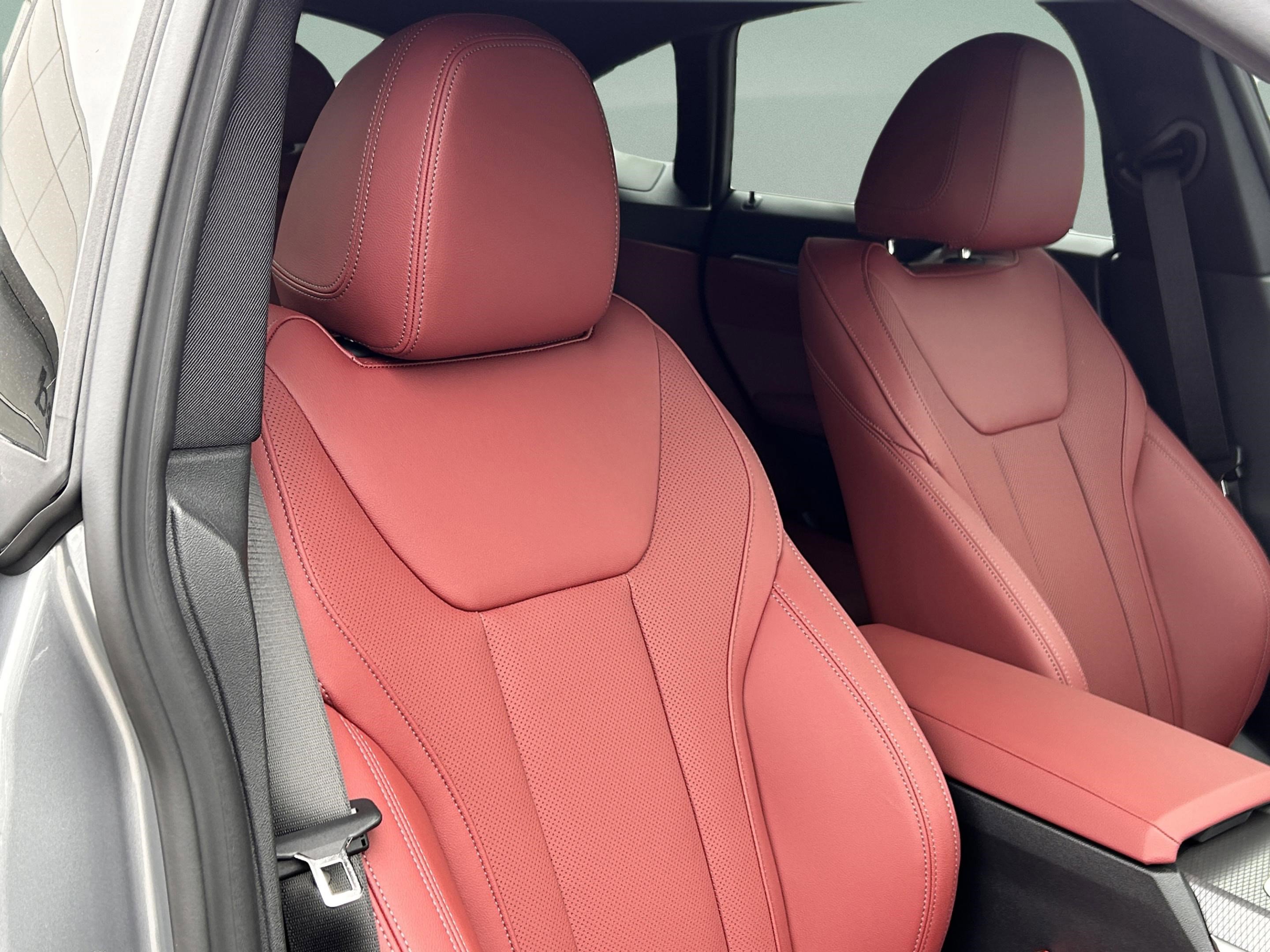 Used 2026 BMW i4 eDrive40 w/ Premium Package image 34