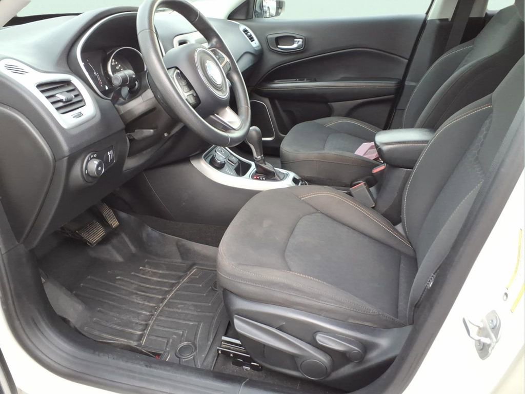Used 2019 Jeep Compass Sport image 13
