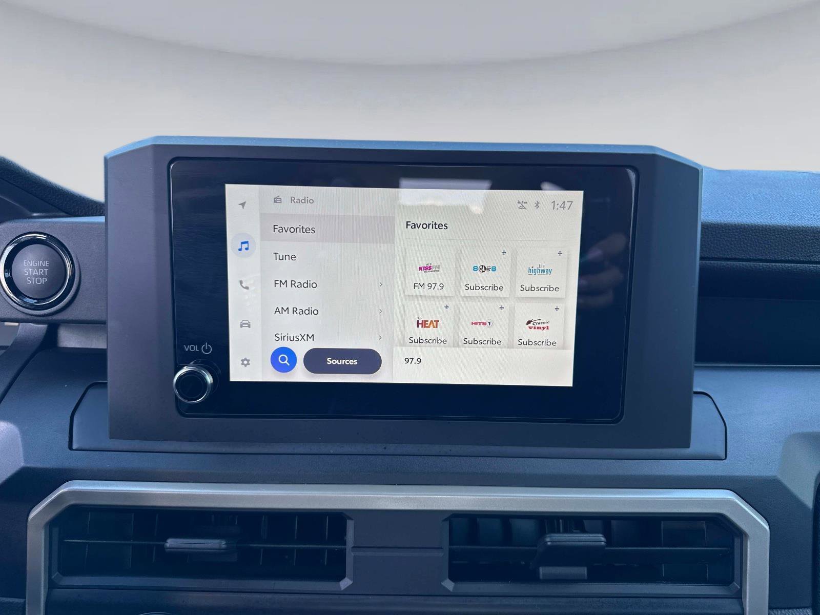 Used 2025 Toyota Tacoma SR image 24