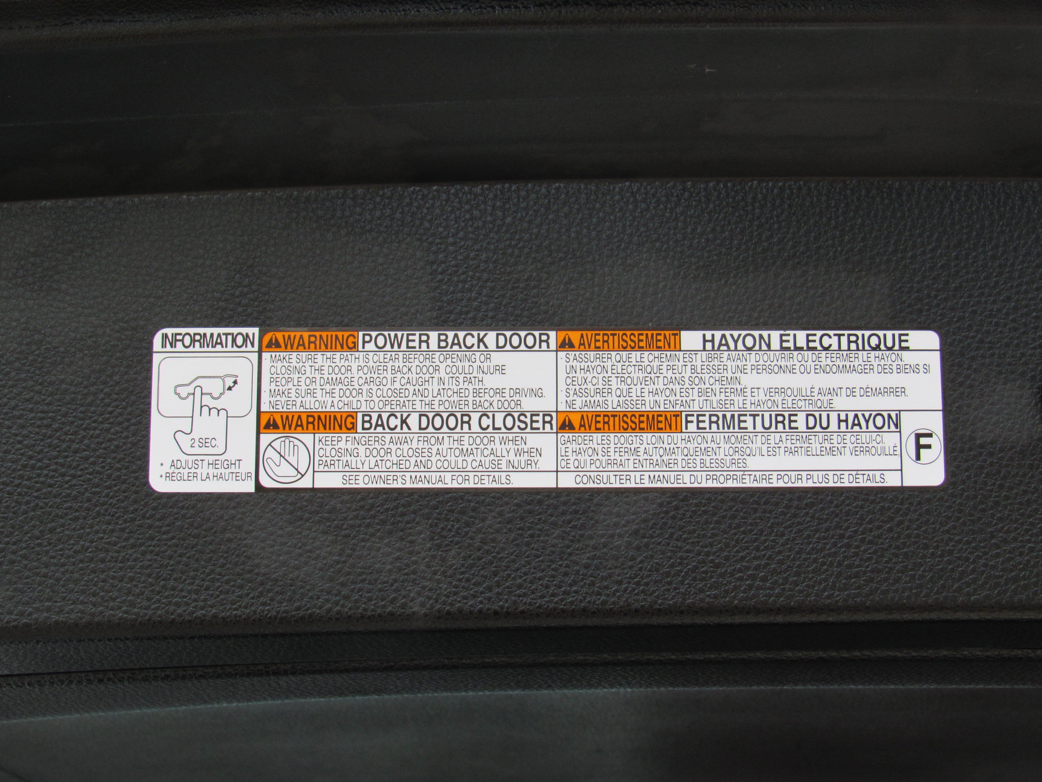 Used 2022 Toyota Highlander XLE AWD/4WD image 44