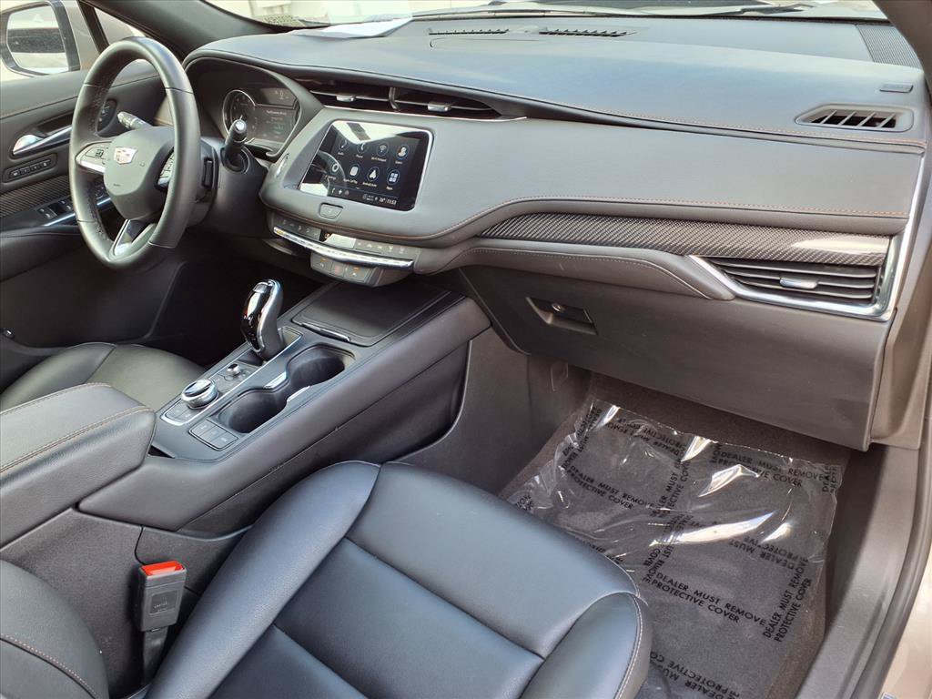 Used 2023 Cadillac XT4 Sport FWD image 8