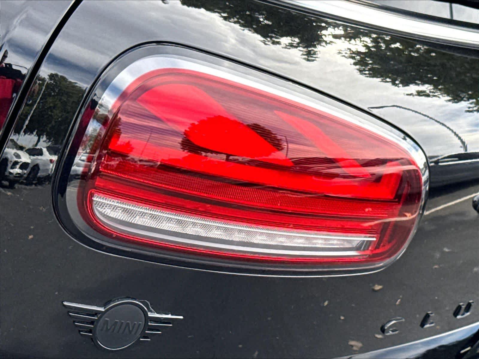 Used 2022 MINI Cooper Clubman S w/ Premium Package FWD image 25