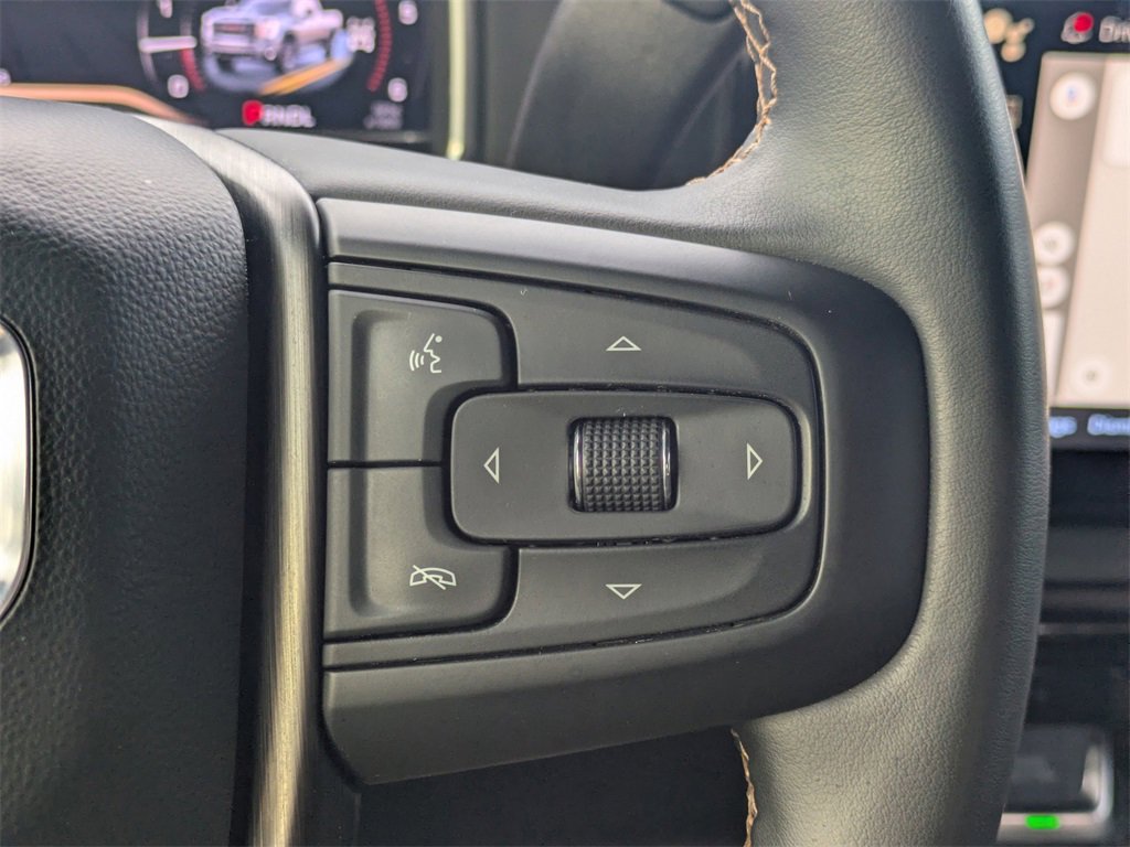 Used 2024 GMC Sierra 2500 AT4 image 28