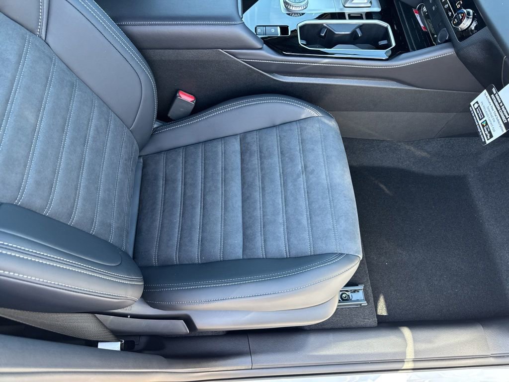 New 2026 Mitsubishi Outlander LE FWD image 42