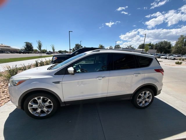Used 2016 Ford Escape Titanium w/ Equipment Group 301A AWD/4WD image 2