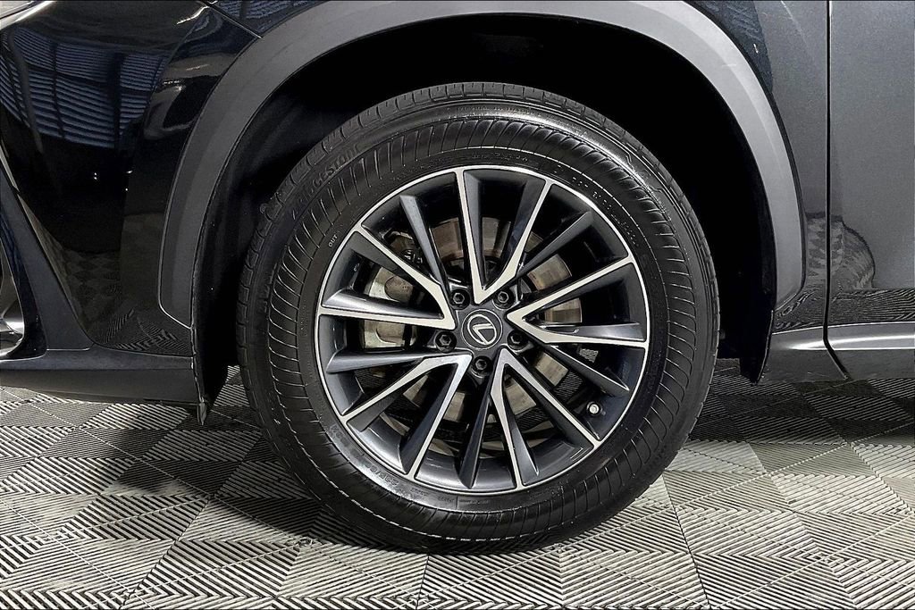 Used 2023 Lexus NX 350h AWD w/ Towing Package (2000 Lbs) image 8