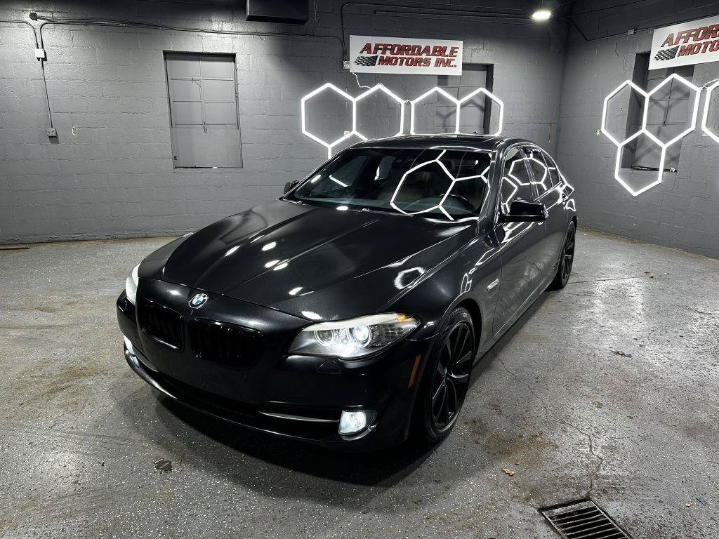 Used 2011 BMW 535i Sedan RWD image 2