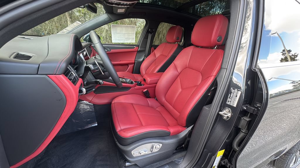 New 2026 Porsche Macan S AWD/4WD image 5