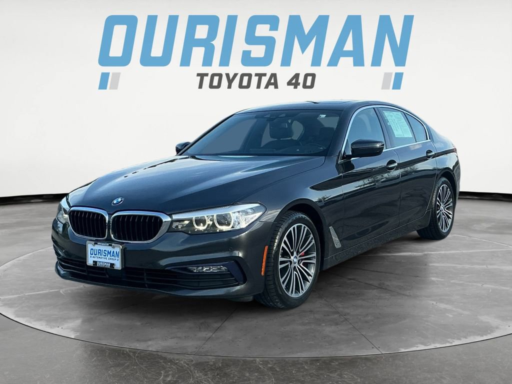 Used 2018 BMW 540i xDrive image 3