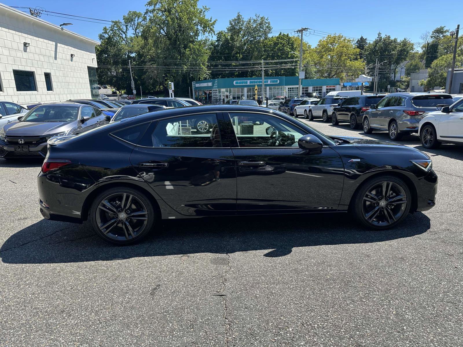 Used 2023 Acura Integra A-Spec image 2