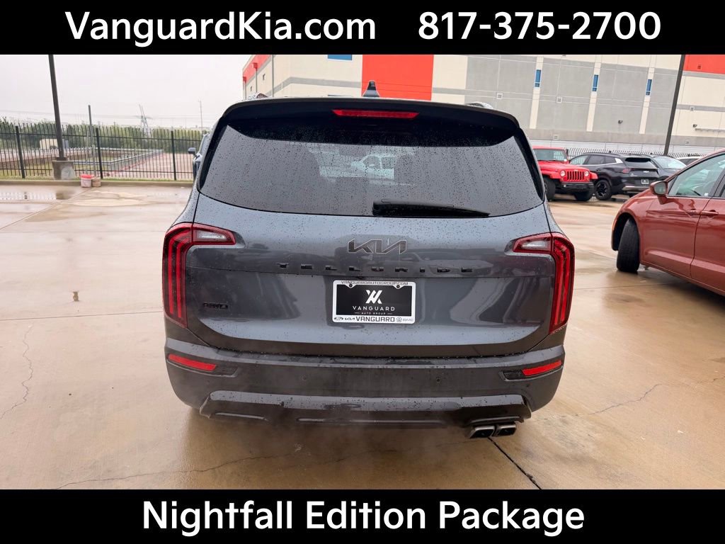 Certified 2022 Kia Telluride SX w/ Nightfall Edition Package AWD/4WD image 3
