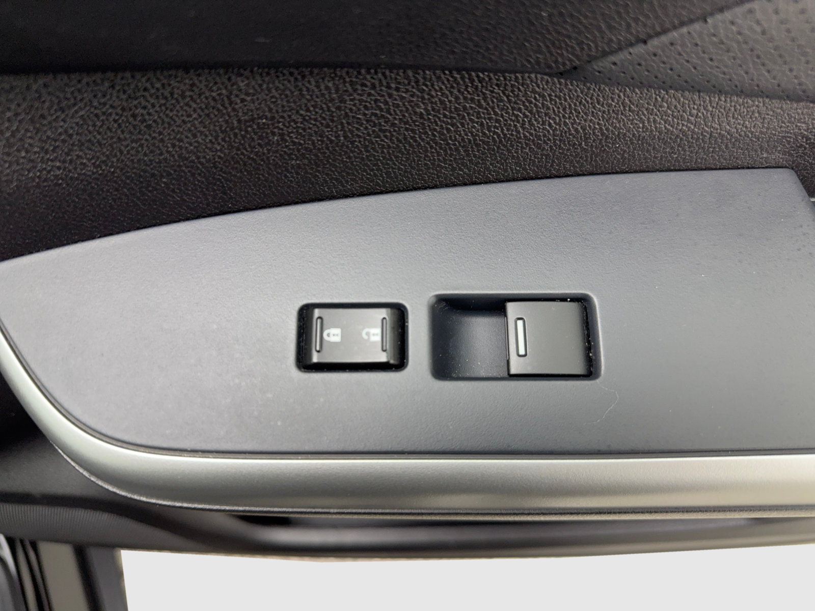 Used 2016 Honda CR-V Touring image 35