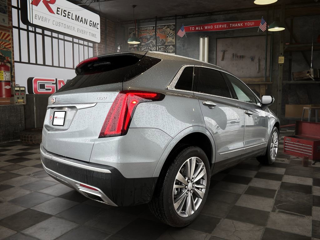 Certified 2025 Cadillac XT5 Premium Luxury image 3