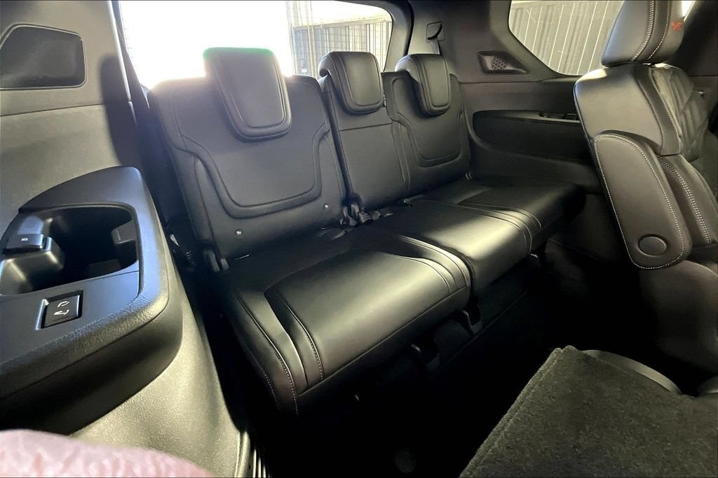 New 2026 Nissan Armada PRO-4X w/ Captain's Chari Seat Package AWD/4WD image 37