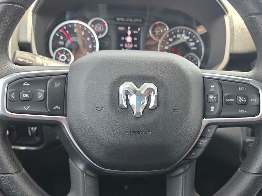 New 2026 RAM 1500 Big Horn w/ Sport Appearance Package AWD/4WD image 19