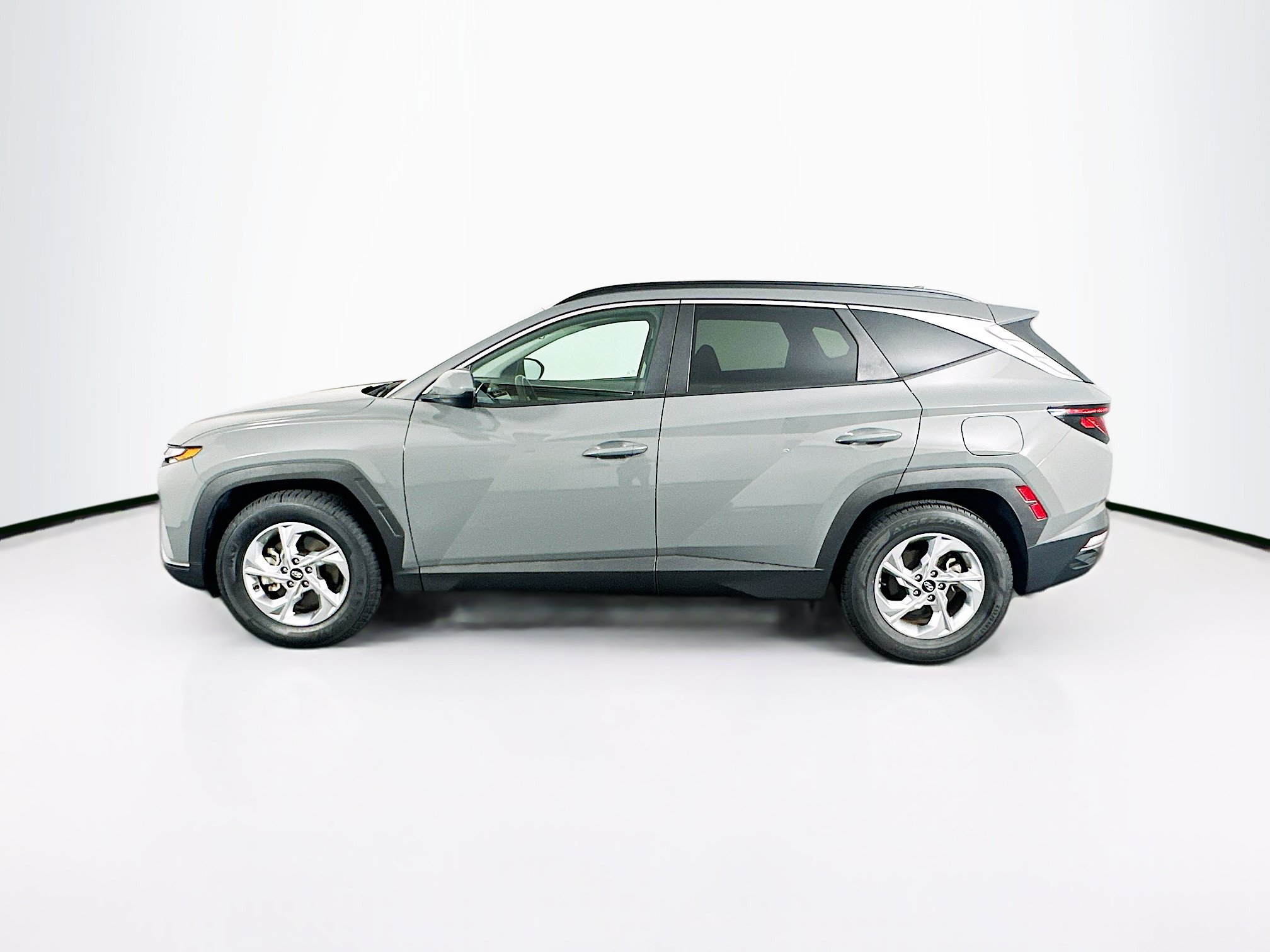Used 2024 Hyundai Tucson SEL FWD image 4