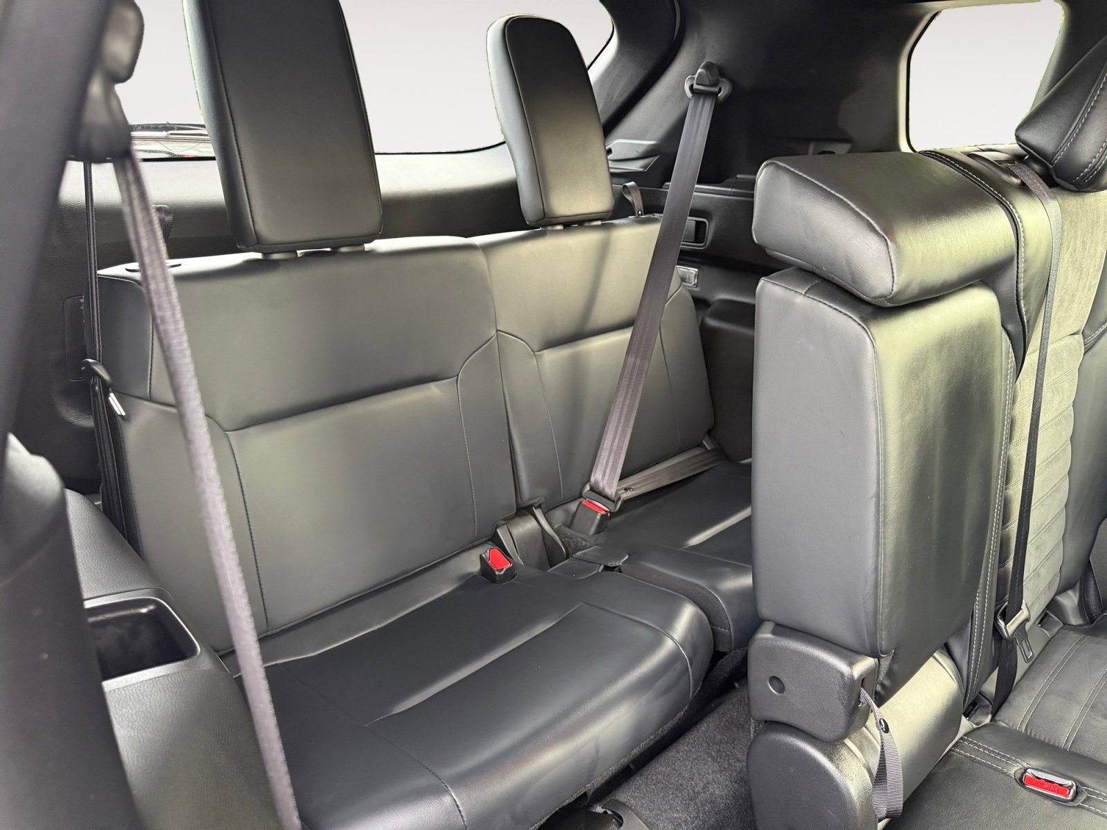 Used 2024 Mitsubishi Outlander SE image 19