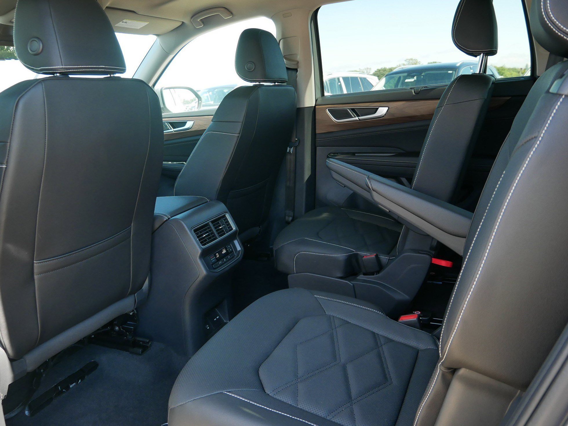 New 2026 Volkswagen Atlas SE AWD/4WD image 6