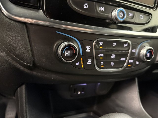 Certified 2023 Chevrolet Traverse LT image 28