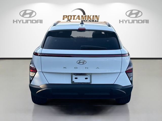 Used 2024 Hyundai Kona SEL image 6