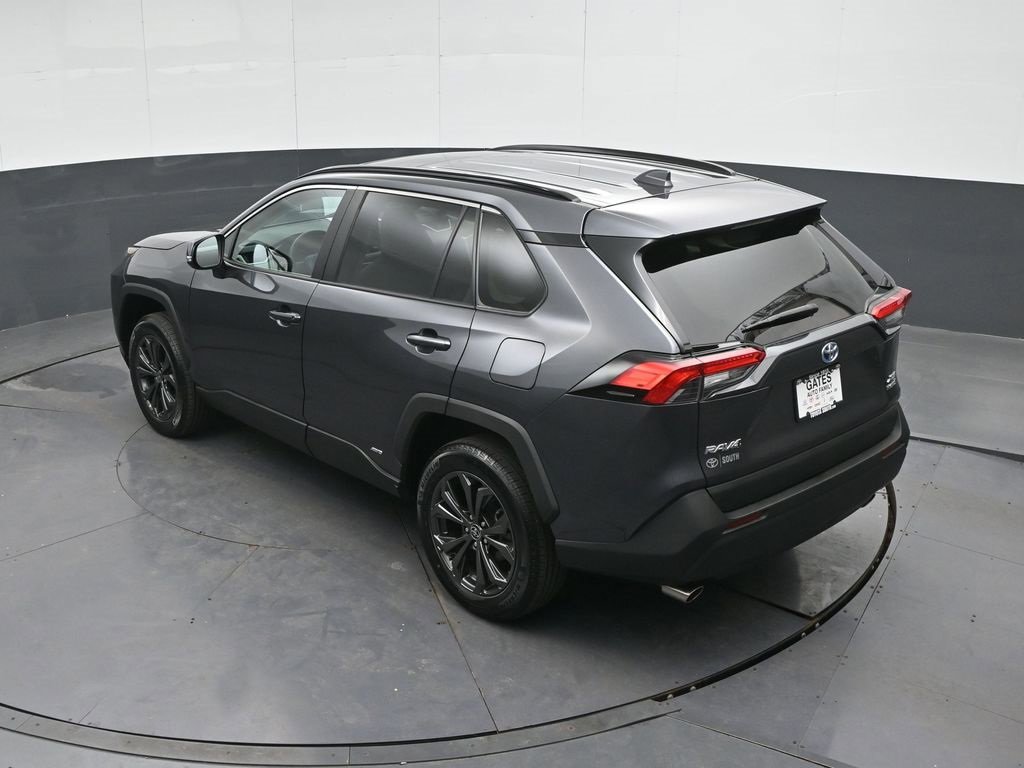 Used 2023 Toyota RAV4 XLE Premium image 56