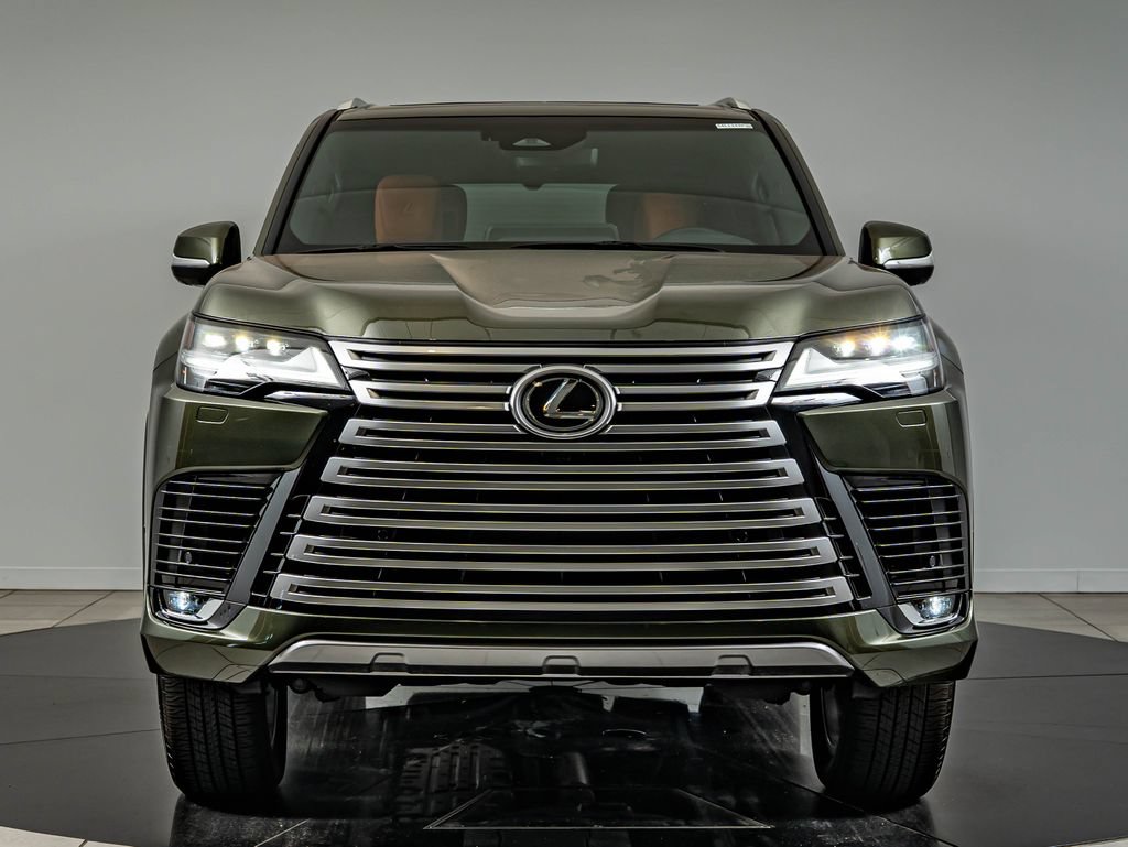Used 2025 Lexus LX 700h Ultra Luxury AWD/4WD image 2