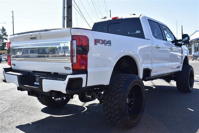 Used 2024 Ford F350 Platinum image 5
