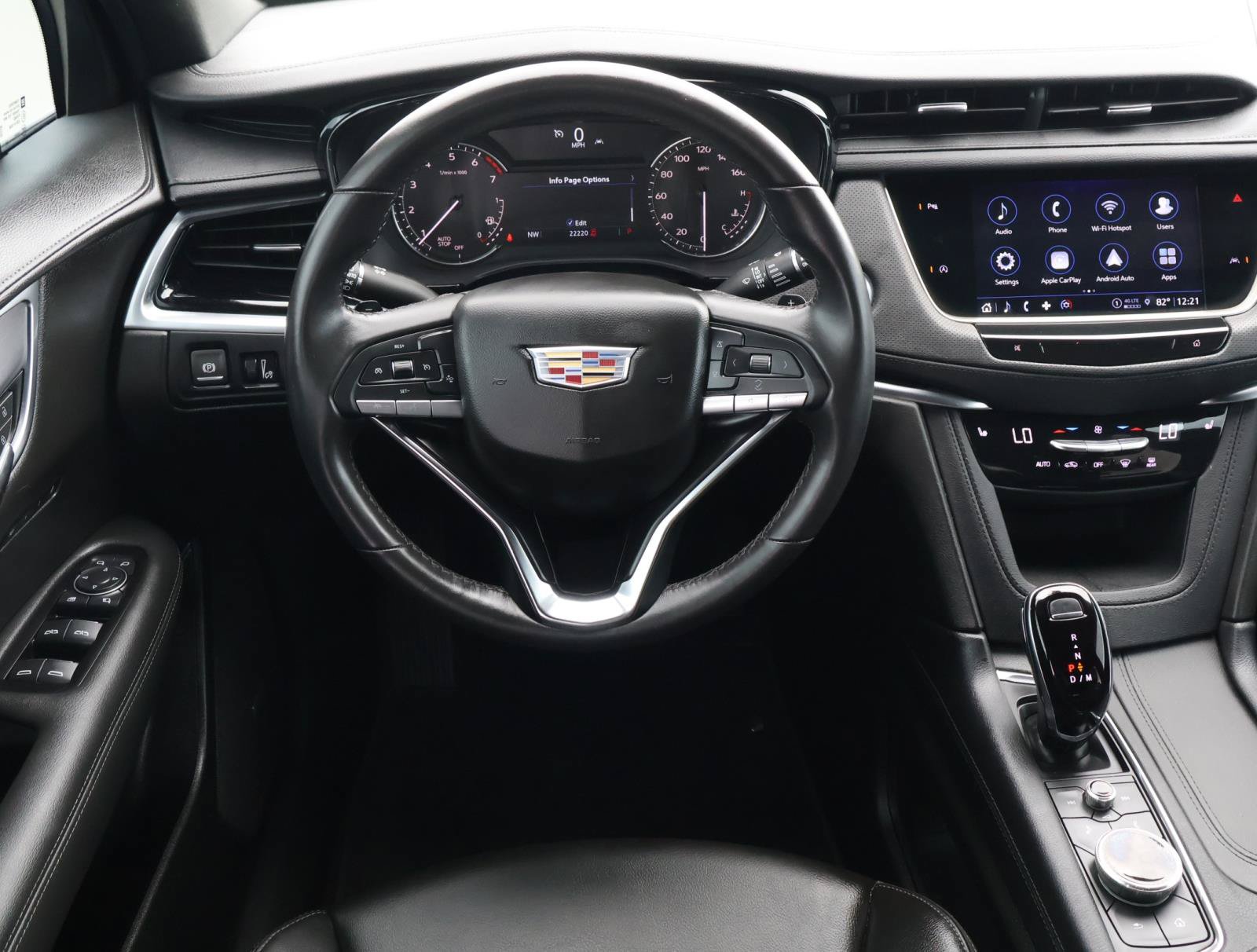 Certified 2025 Cadillac XT6 Luxury FWD image 13