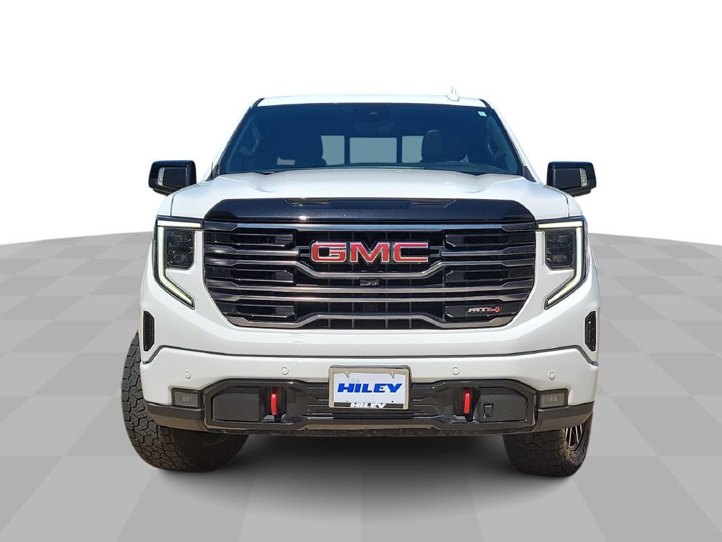 Used 2025 GMC Sierra 1500 AT4 w/ AT4 Premium Package AWD/4WD image 3